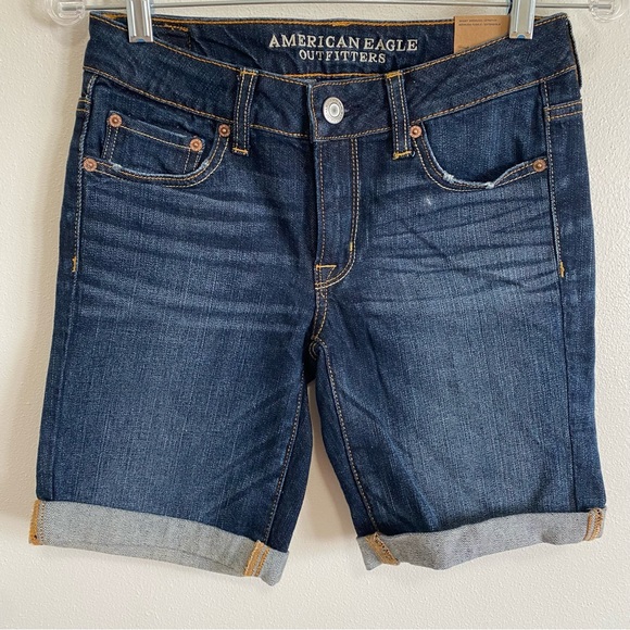 AMERICAN EAGLE Skinny Bermuda Stretch Low Rise Denim Shorts Sz 4 NWT - Picture 3 of 10